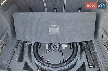 Внедорожник / Кроссовер Audi Q5 2019 в Каменец-Подольском