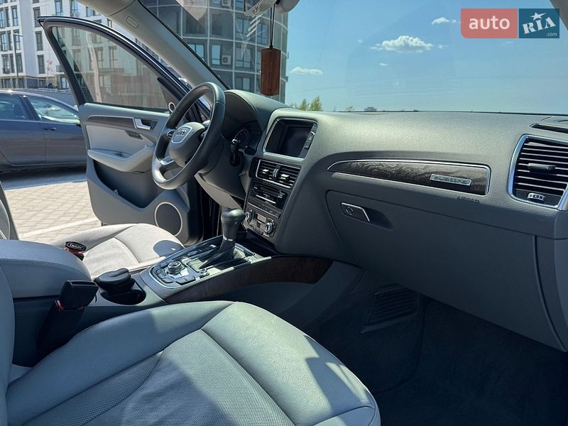 Позашляховик / Кросовер Audi Q5 2014 в Києві
