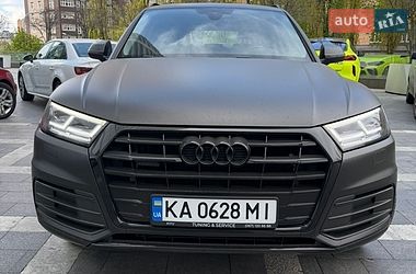 Внедорожник / Кроссовер Audi Q5 2020 в Киеве