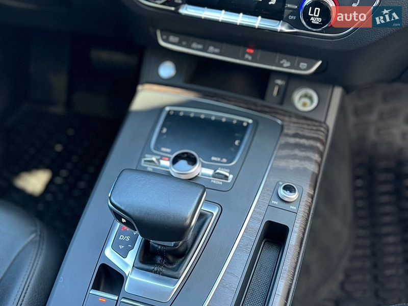 Внедорожник / Кроссовер Audi Q5 2018 в Львове