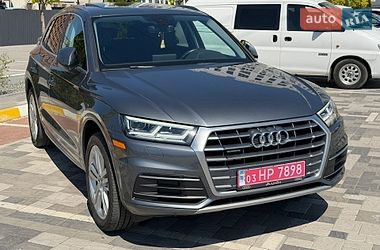 Внедорожник / Кроссовер Audi Q5 2018 в Киеве