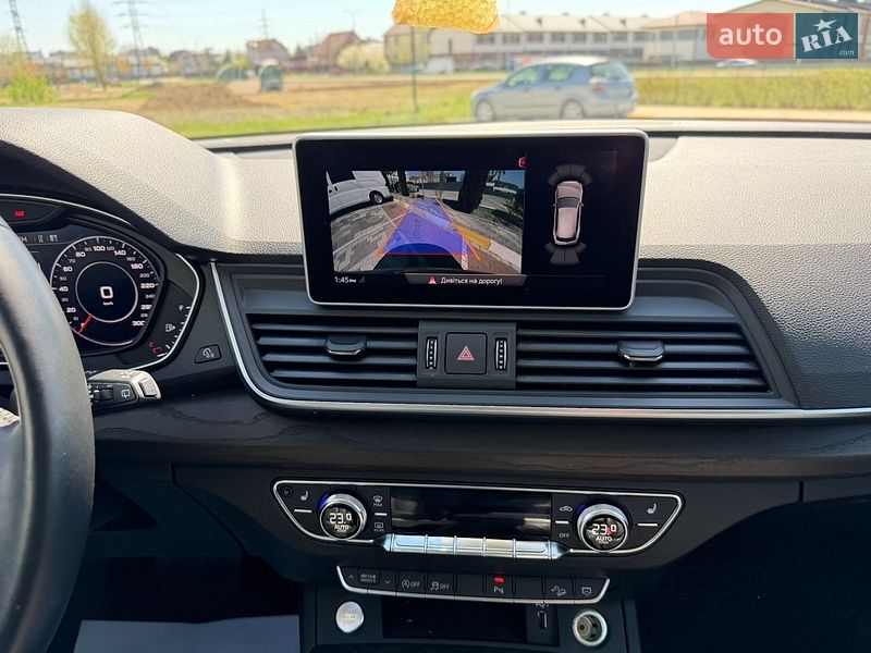 Внедорожник / Кроссовер Audi Q5 2018 в Киеве