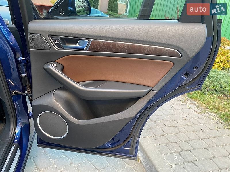 Внедорожник / Кроссовер Audi Q5 2016 в Луцке
