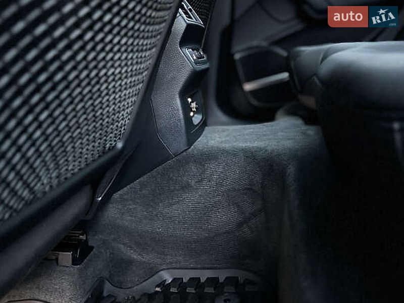 Внедорожник / Кроссовер Audi Q5 2018 в Львове
