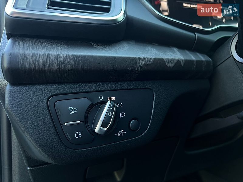 Позашляховик / Кросовер Audi Q5 2020 в Києві