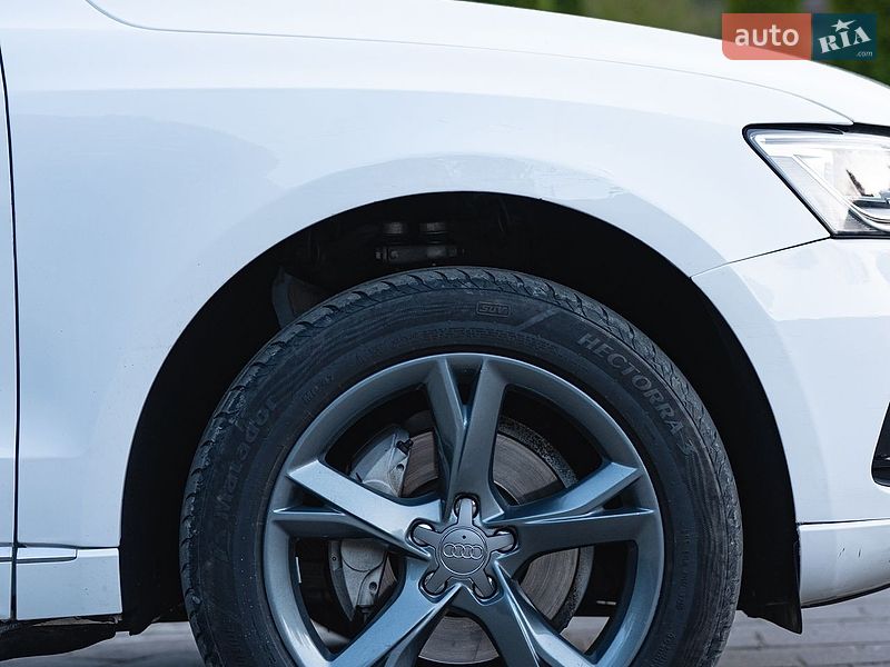 Внедорожник / Кроссовер Audi Q5 2014 в Львове