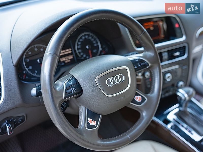 Внедорожник / Кроссовер Audi Q5 2014 в Львове