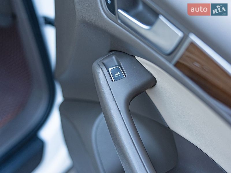 Внедорожник / Кроссовер Audi Q5 2014 в Львове