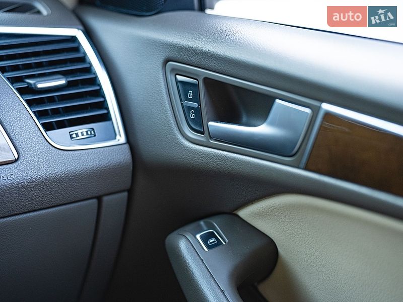 Внедорожник / Кроссовер Audi Q5 2014 в Львове