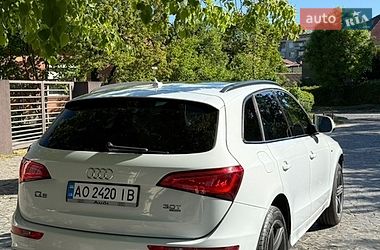 Внедорожник / Кроссовер Audi Q5 2014 в Ужгороде