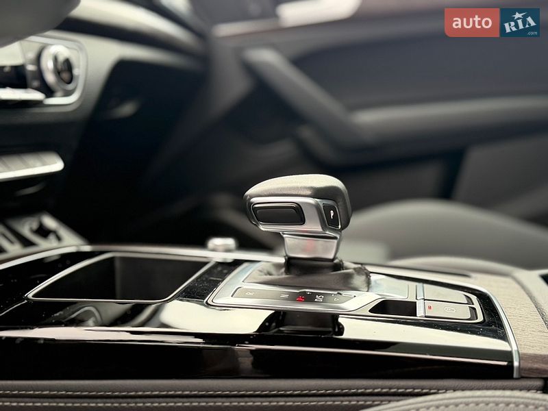 Внедорожник / Кроссовер Audi Q5 2024 в Дрогобыче