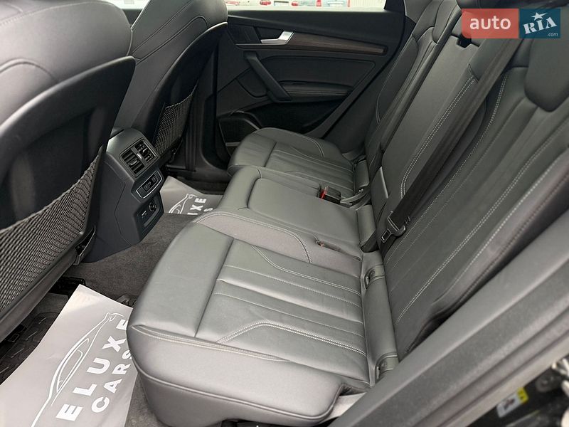 Внедорожник / Кроссовер Audi Q5 2024 в Дрогобыче