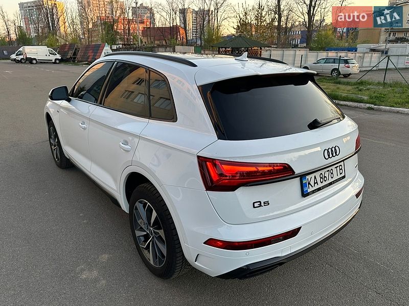 Внедорожник / Кроссовер Audi Q5 2024 в Киеве