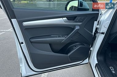 Внедорожник / Кроссовер Audi Q5 2024 в Киеве