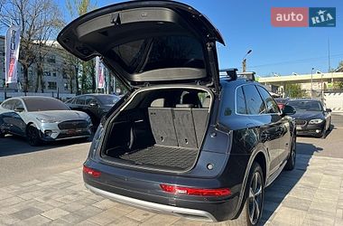 Внедорожник / Кроссовер Audi Q5 2019 в Виннице