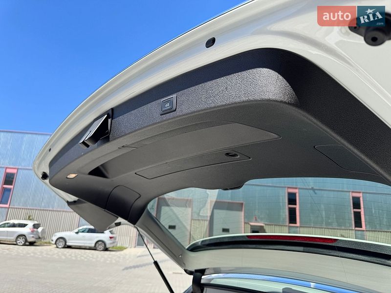 Внедорожник / Кроссовер Audi Q5 2016 в Львове