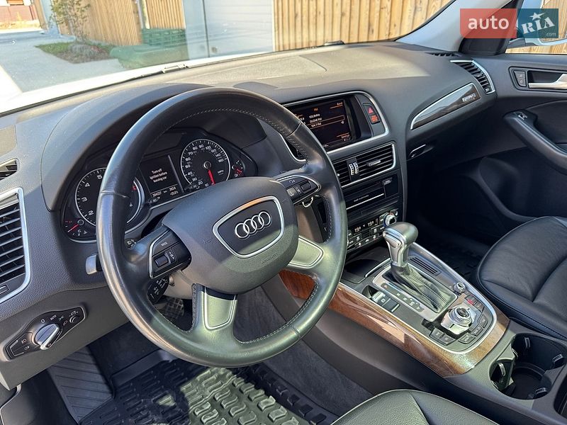 Внедорожник / Кроссовер Audi Q5 2016 в Львове