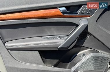 Внедорожник / Кроссовер Audi Q5 2023 в Киеве