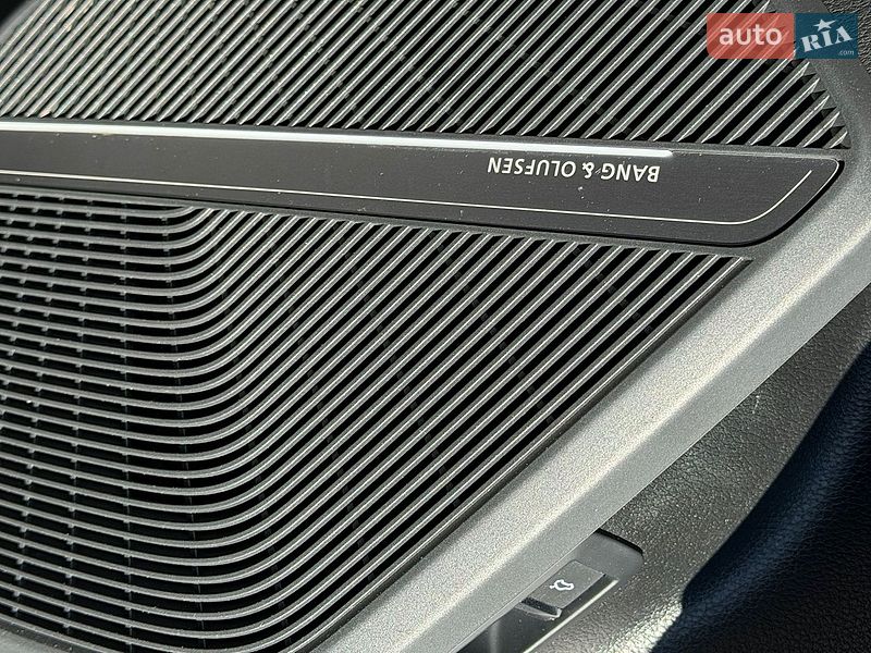 Внедорожник / Кроссовер Audi Q5 2023 в Киеве