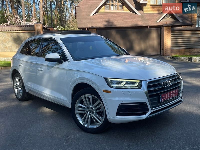 Внедорожник / Кроссовер Audi Q5 2017 в Чернигове