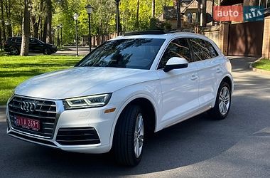 Внедорожник / Кроссовер Audi Q5 2017 в Чернигове