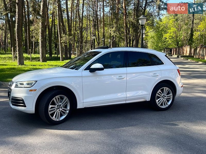 Внедорожник / Кроссовер Audi Q5 2017 в Чернигове