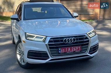 Внедорожник / Кроссовер Audi Q5 2017 в Чернигове