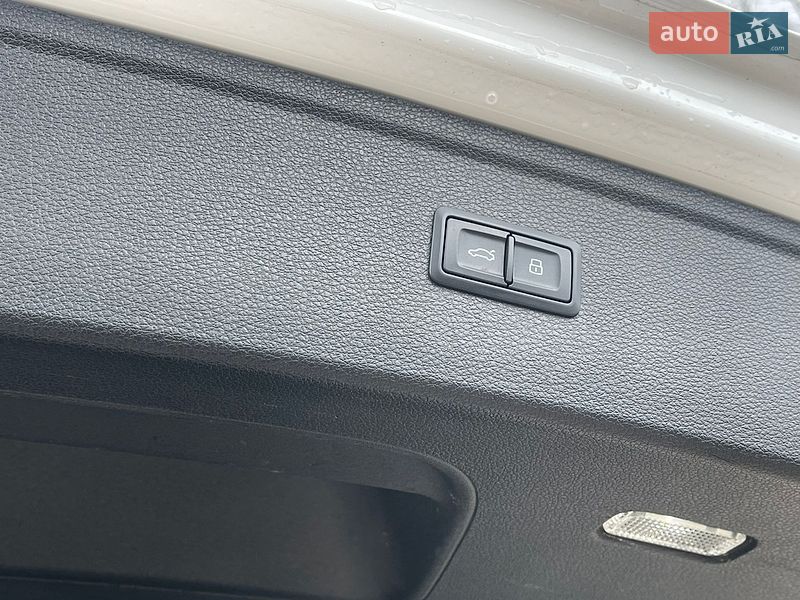 Внедорожник / Кроссовер Audi Q5 2017 в Чернигове