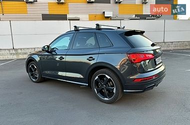 Внедорожник / Кроссовер Audi Q5 2018 в Киеве