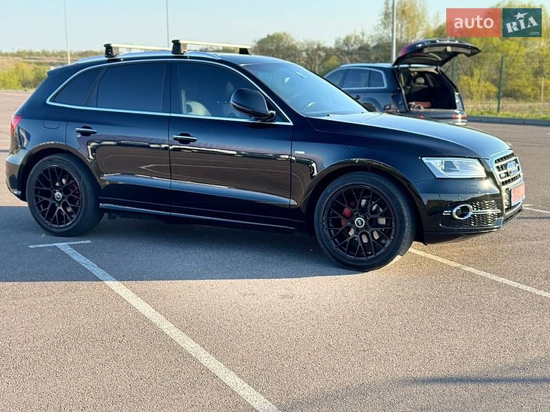 Внедорожник / Кроссовер Audi Q5 2016 в Ровно