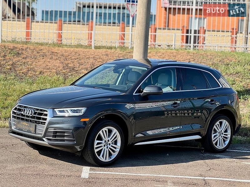 Внедорожник / Кроссовер Audi Q5 2017 в Киеве