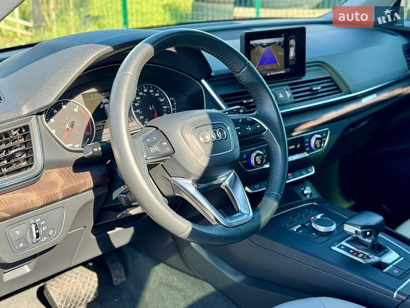 Внедорожник / Кроссовер Audi Q5 2017 в Киеве
