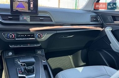 Внедорожник / Кроссовер Audi Q5 2017 в Киеве