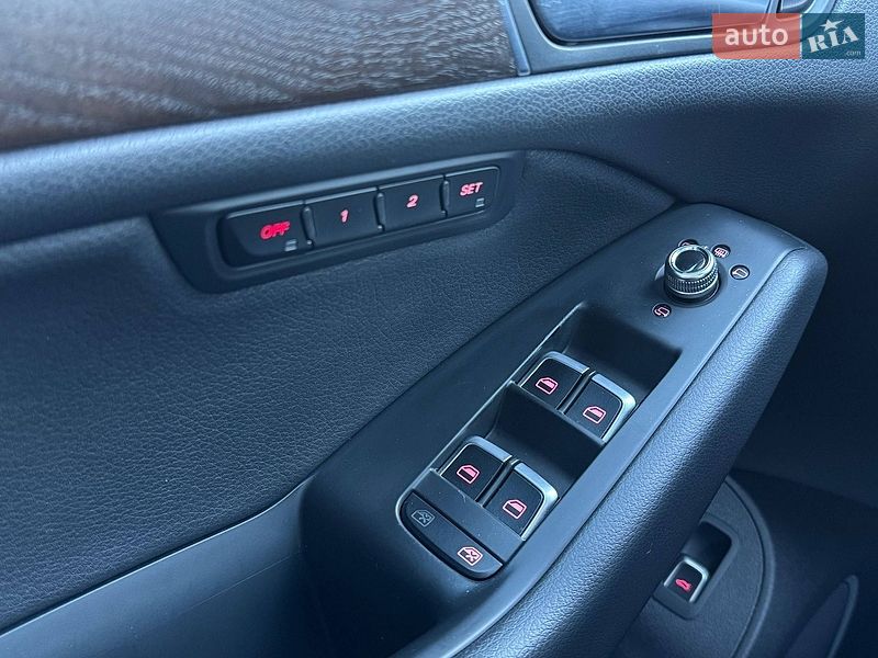 Внедорожник / Кроссовер Audi Q5 2016 в Киеве