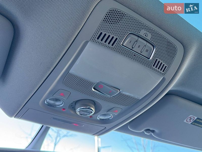 Внедорожник / Кроссовер Audi Q5 2016 в Киеве