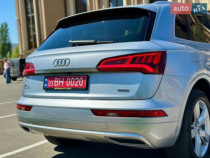 Внедорожник / Кроссовер Audi Q5 2019 в Киеве