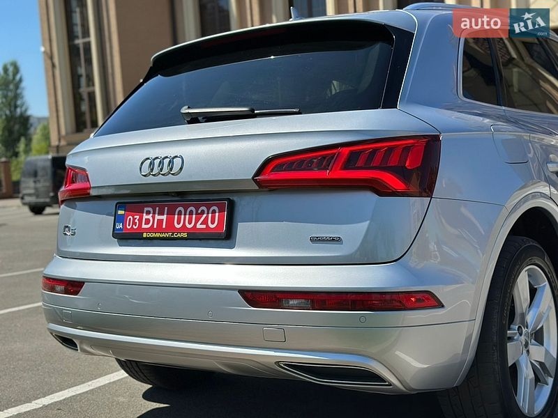 Внедорожник / Кроссовер Audi Q5 2019 в Киеве
