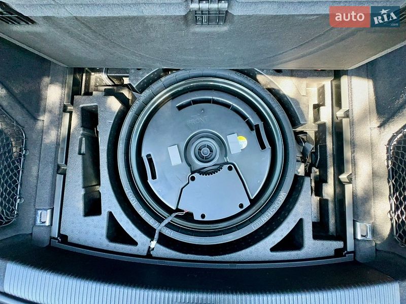 Внедорожник / Кроссовер Audi Q5 2019 в Киеве