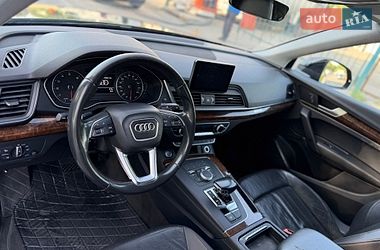 Внедорожник / Кроссовер Audi Q5 2017 в Львове