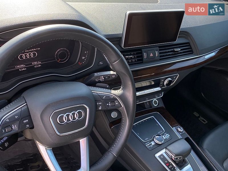 Внедорожник / Кроссовер Audi Q5 2019 в Львове