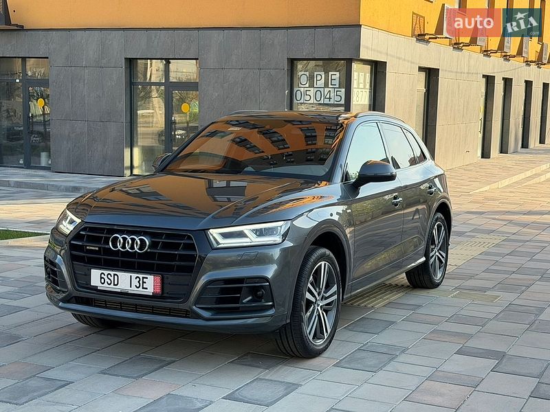 Внедорожник / Кроссовер Audi Q5 2019 в Днепре