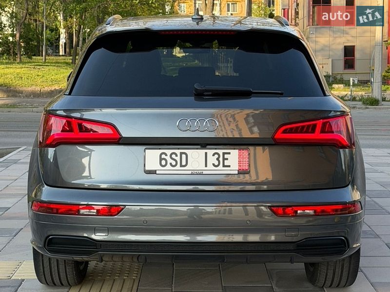 Внедорожник / Кроссовер Audi Q5 2019 в Днепре