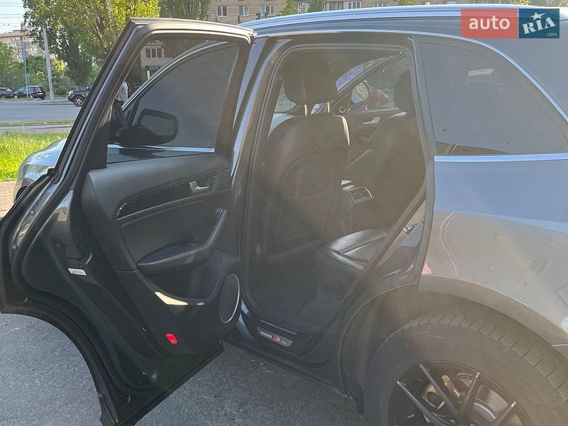 Внедорожник / Кроссовер Audi Q5 2014 в Киеве