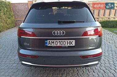 Внедорожник / Кроссовер Audi Q5 2021 в Житомире