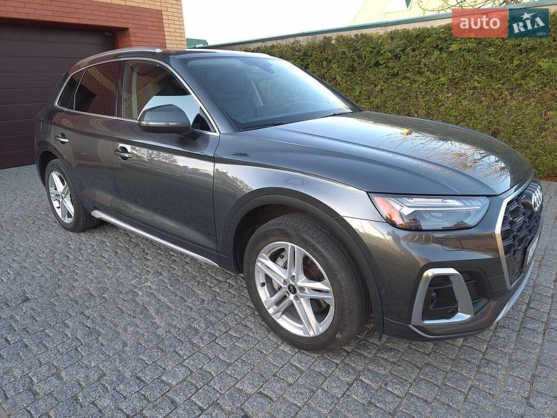 Внедорожник / Кроссовер Audi Q5 2021 в Житомире
