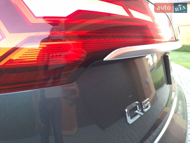 Внедорожник / Кроссовер Audi Q5 2021 в Житомире