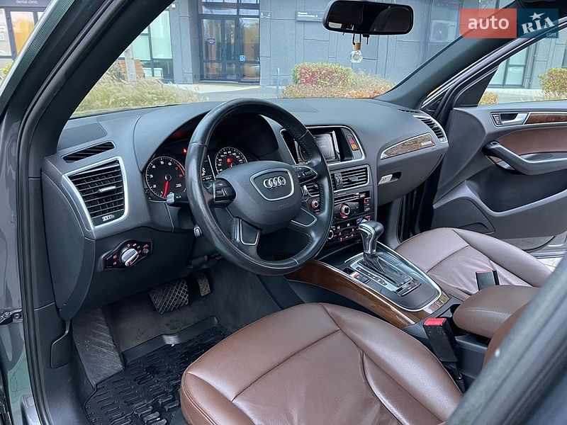 Внедорожник / Кроссовер Audi Q5 2015 в Виннице