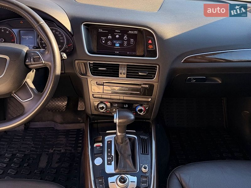 Внедорожник / Кроссовер Audi Q5 2013 в Тернополе