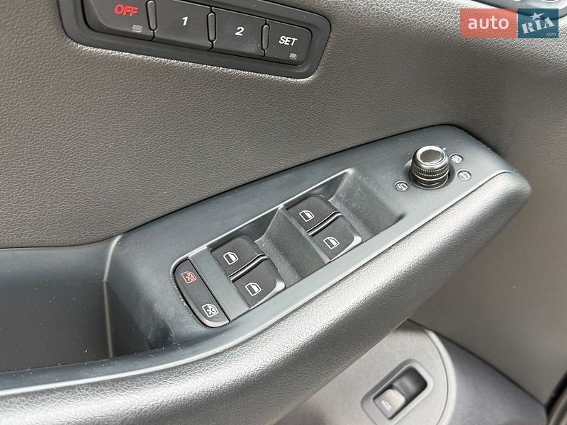 Внедорожник / Кроссовер Audi Q5 2011 в Стрые