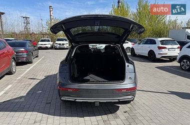 Внедорожник / Кроссовер Audi Q5 2020 в Львове